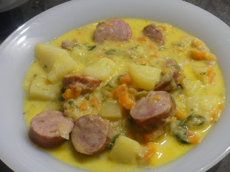 Cliquez pour zoomer ! Soupe rustique de pommes de terre Thermomix par nadinemarie