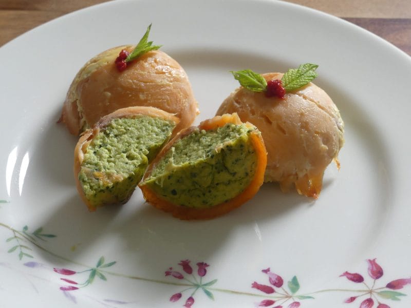 Cliquez pour zoomer ! Timbales de courgettes et saumon fumé Thermomix par nadinemarie