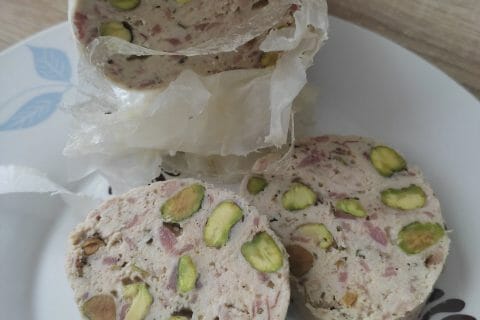 Cliquez pour zoomer ! Galantine de poulet aux pistaches Thermomix par karo2810
