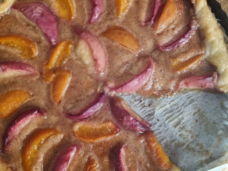 Cliquez pour zoomer ! Tarte aux pêches jaunes et pistache Thermomix par Guena66