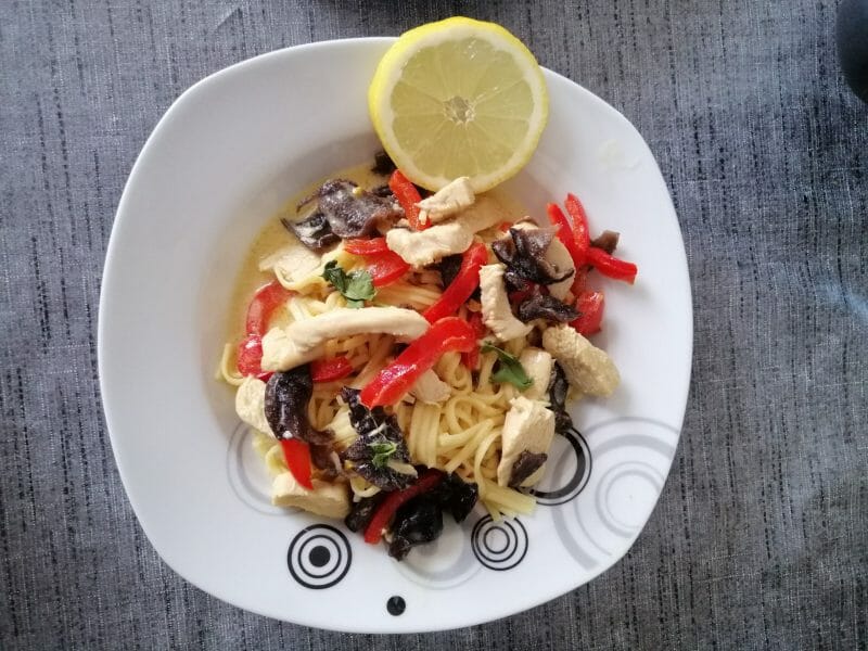 Cliquez pour zoomer ! Ramen thaï au poulet Thermomix par drinet