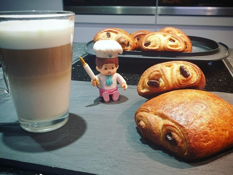 Cliquez pour zoomer ! Pains au chocolat briochés Thermomix par Missdoro