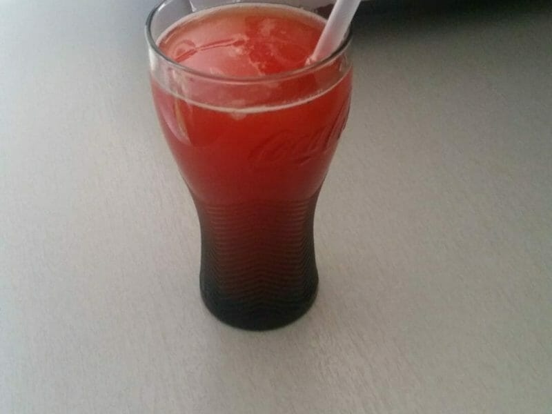 Cliquez pour zoomer ! Limonade à la fraise Thermomix par mounira_7