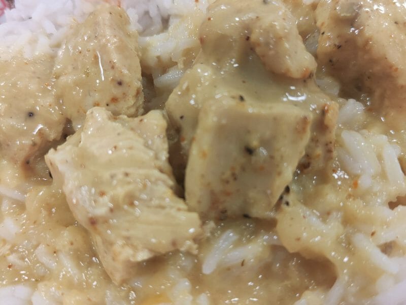Cliquez pour zoomer ! Blancs de poulet sauce moutarde et curry Thermomix par Delchouquette