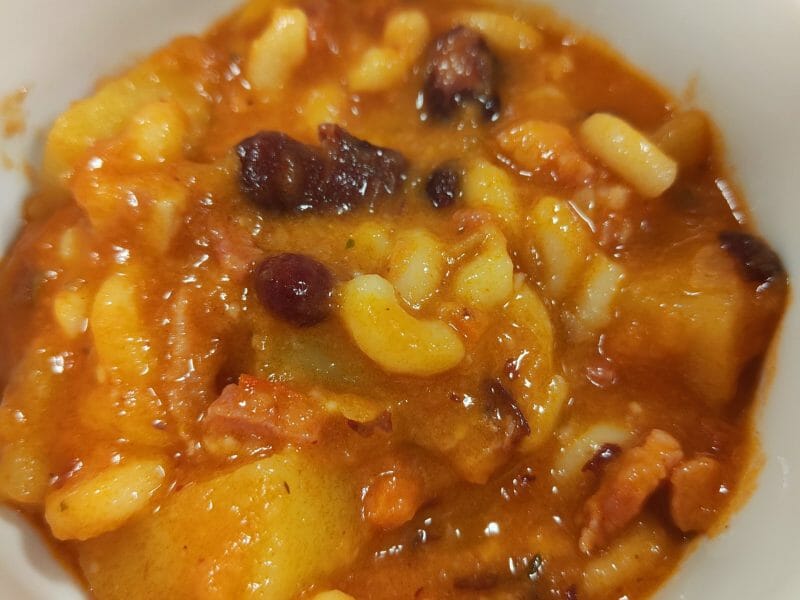 Cliquez pour zoomer ! Soupe aux haricots rouges et coquillettes Thermomix par Delchouquette