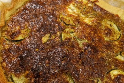 Cliquez pour zoomer ! Tarte aux courgettes et au pesto Thermomix par Delchouquette