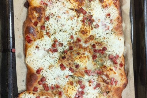 Cliquez pour zoomer ! Fougasse chèvre et lardons Thermomix par Delchouquette