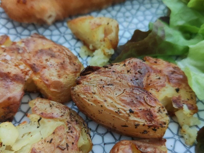 Cliquez pour zoomer ! Smashed potatoes Thermomix par Delchouquette
