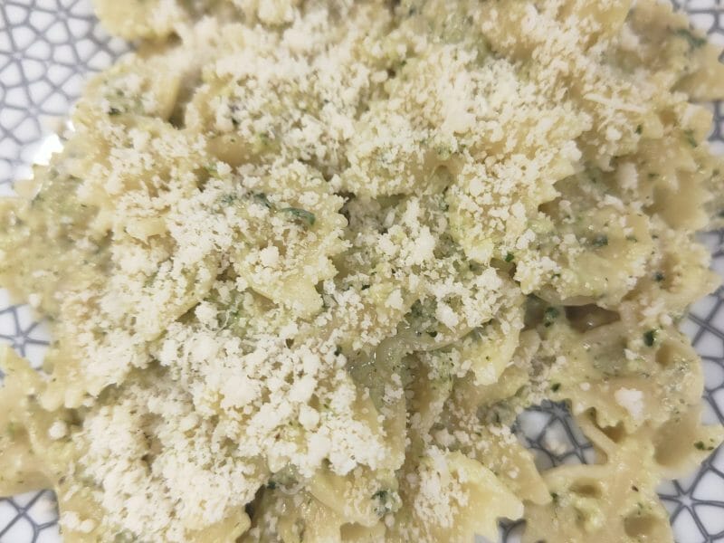 Cliquez pour zoomer ! Farfalle à la crème de courgettes Thermomix par Delchouquette