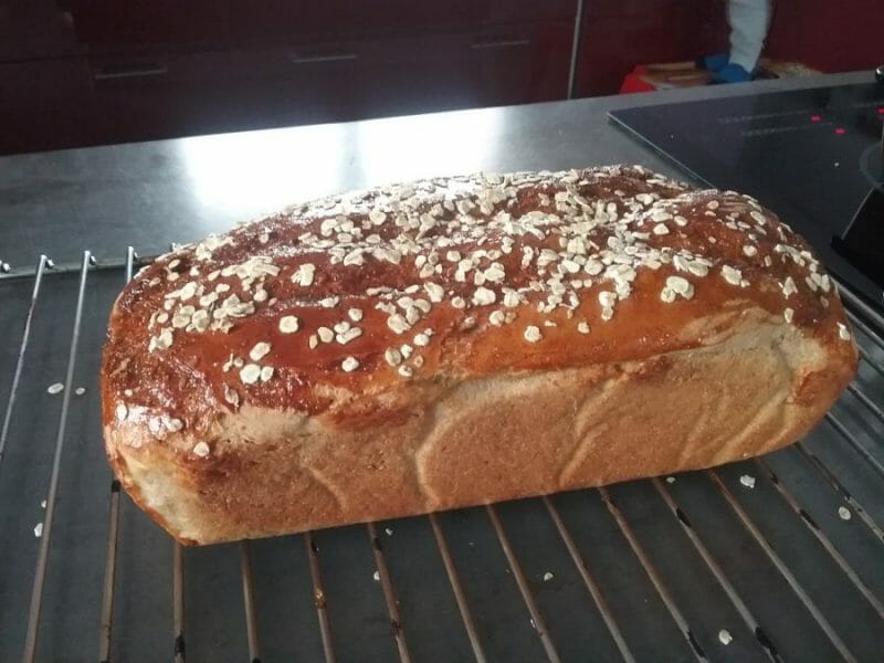 Cliquez pour zoomer ! Pain aux flocons d’avoine et au miel Thermomix par Mimite88