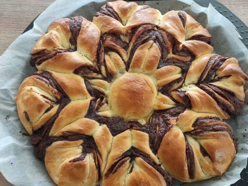 Cliquez pour zoomer ! Brioche étoilée au Nutella Thermomix par manon_592