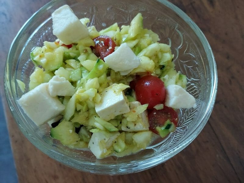 Cliquez pour zoomer ! Salade de courgettes à la feta Thermomix par gyzmo74