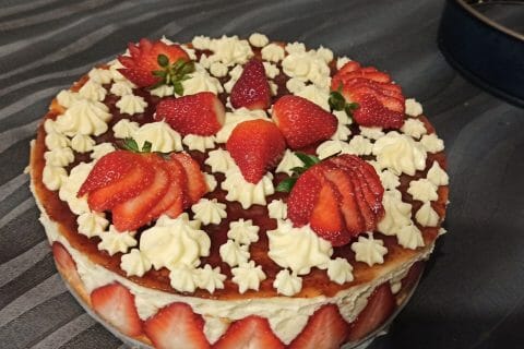 Cliquez pour zoomer ! Fraisier roulé Thermomix par oifa72