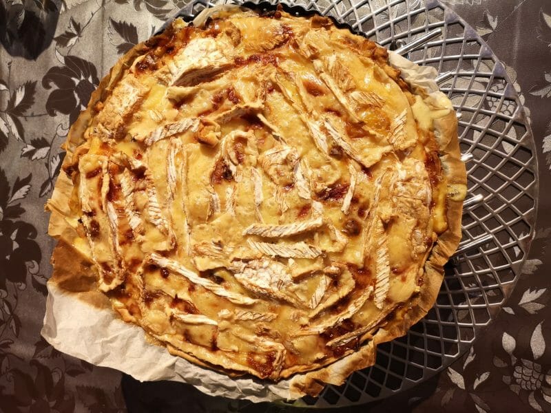 Cliquez pour zoomer ! Tarte au camembert, pommes et lardons Thermomix par regine_29