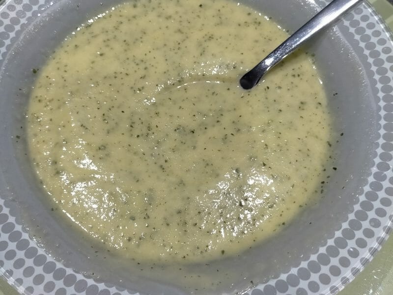 Cliquez pour zoomer ! Velouté de courgettes Thermomix par melanie156