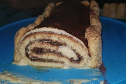 Cliquez pour zoomer ! Bûche Tiramisu Thermomix par Juju9721