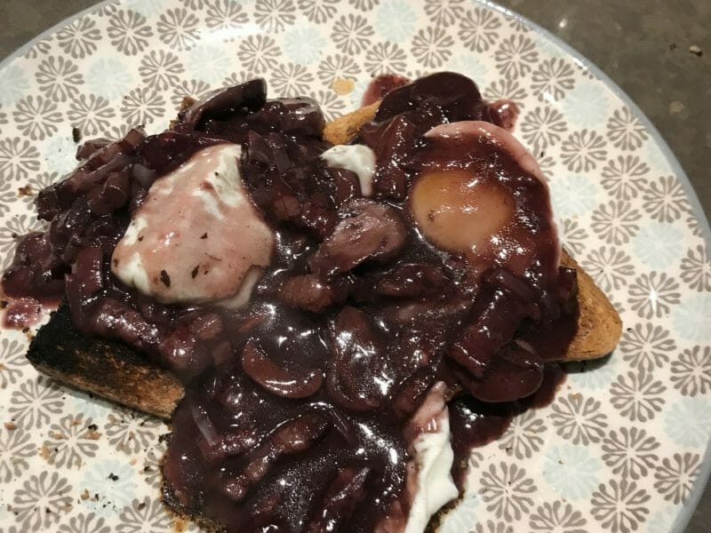 Cliquez pour zoomer ! Oeufs en meurette Thermomix par Robsteand