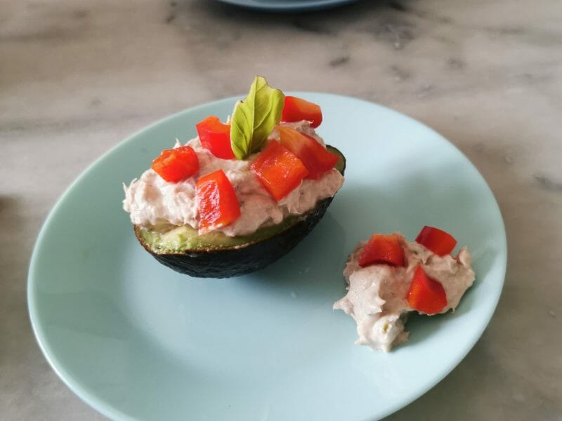 Cliquez pour zoomer ! Avocats aux rillettes de thon au basilic Thermomix par krodu95