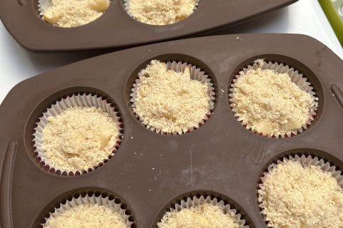 Cliquez pour zoomer ! Muffins aux pommes façon crumble Thermomix par Amélie