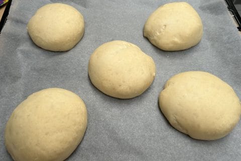 Cliquez pour zoomer ! Pains hamburger Thermomix par Amélie