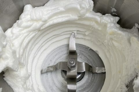 Cliquez pour zoomer ! Blancs en neige Thermomix par Amélie