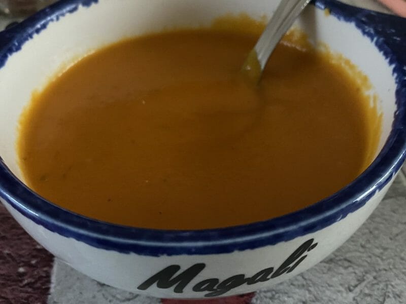 Cliquez pour zoomer ! Velouté de carottes et tomates séchées Thermomix par chouchoumag1405