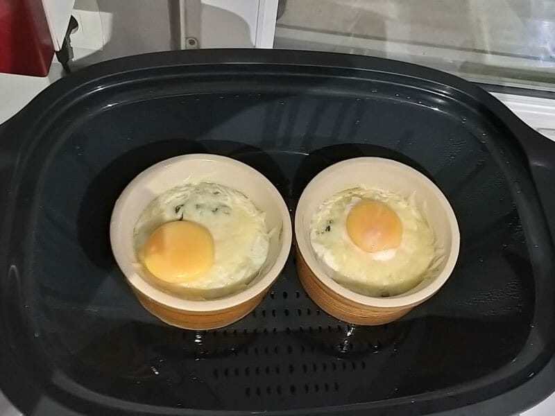 Cliquez pour zoomer ! Oeufs cocotte épinards et chorizo Thermomix par winnie36