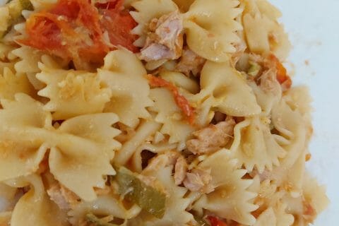 Cliquez pour zoomer ! Salade de pâtes au thon, courgettes et tomates cerises Thermomix par Véro la Poupouillette 91