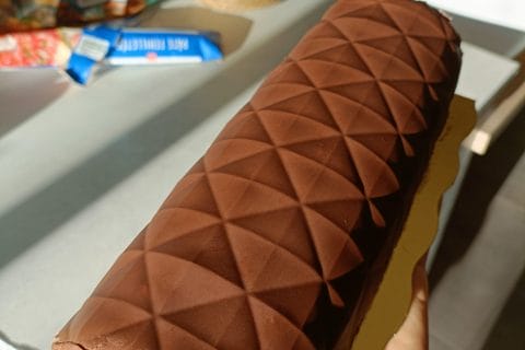 Cliquez pour zoomer ! Bûche Ferrero Rocher Thermomix par amanda_34