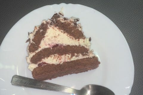 Cliquez pour zoomer ! Bûche forêt noire Thermomix par lydia32