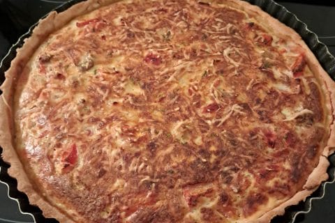 Cliquez pour zoomer ! Tarte au thon, tomate et moutarde Thermomix par karinebzh29