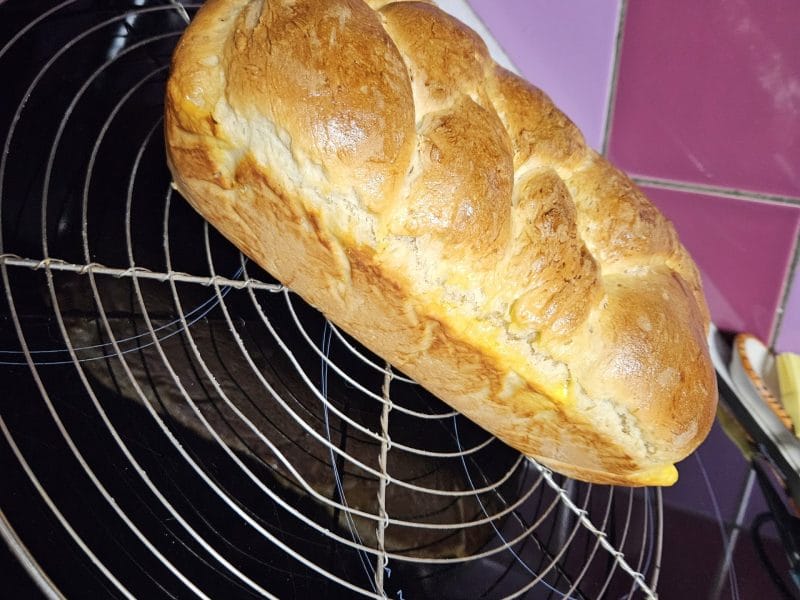 Cliquez pour zoomer ! Brioche tressée à la mie filante Thermomix par sophie_4213