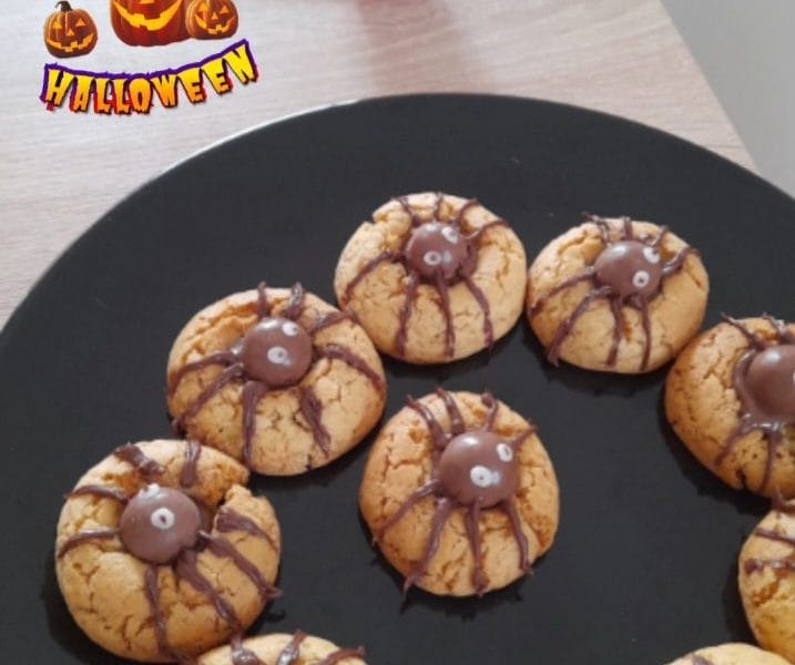 Cliquez pour zoomer ! Spider cookies – cookies araignées Thermomix par jolbr