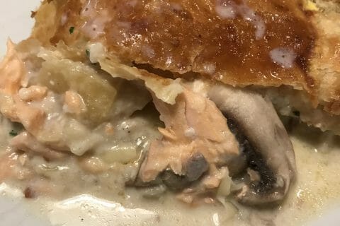 Cliquez pour zoomer ! Petites tourtes à la truite, fourme et poireaux Thermomix par Coconini