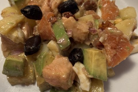 Cliquez pour zoomer ! Salade pommes de terre, saumon et avocat Thermomix par Coconini