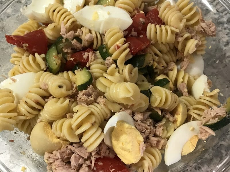 Cliquez pour zoomer ! Salade de pâtes au thon, courgettes et tomates cerises Thermomix par Coconini