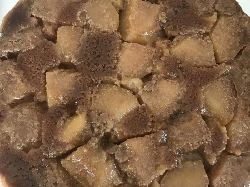 Cliquez pour zoomer ! Gâteau renversé aux pommes caramélisées Thermomix par Coconini