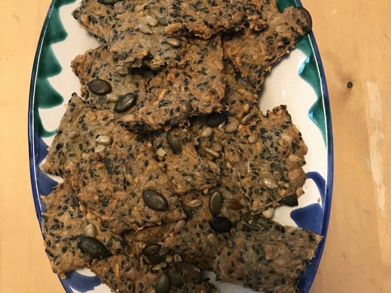 Cliquez pour zoomer ! Crackers salés à l’emmental et aux graines Thermomix par Coconini