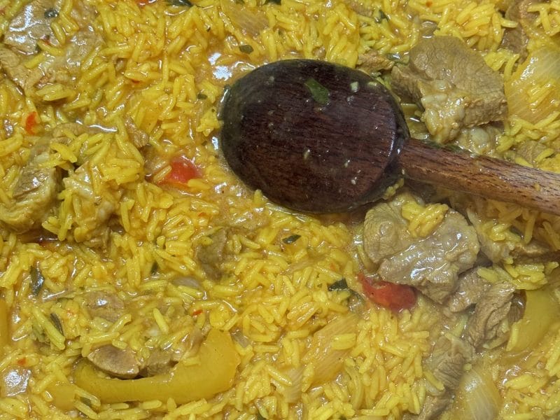 Cliquez pour zoomer ! Côtes de porc au riz jaune Thermomix par Coconini