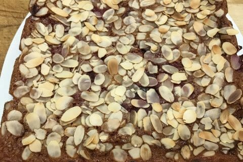 Cliquez pour zoomer ! Moelleux aux prunes Thermomix par Coconini