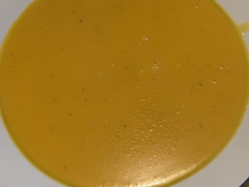 Cliquez pour zoomer ! Velouté de butternut aux lentilles corail et au curry Thermomix par Coconini