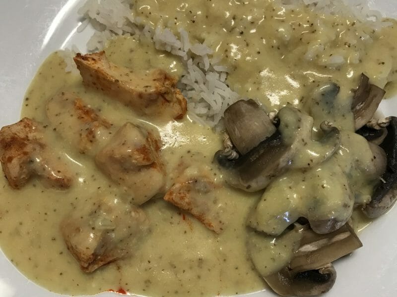 Cliquez pour zoomer ! Blancs de poulet sauce moutarde et curry Thermomix par Coconini