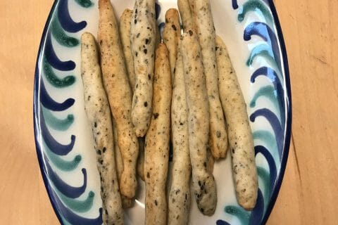 Cliquez pour zoomer ! Gressins parmesan basilic Thermomix par Coconini