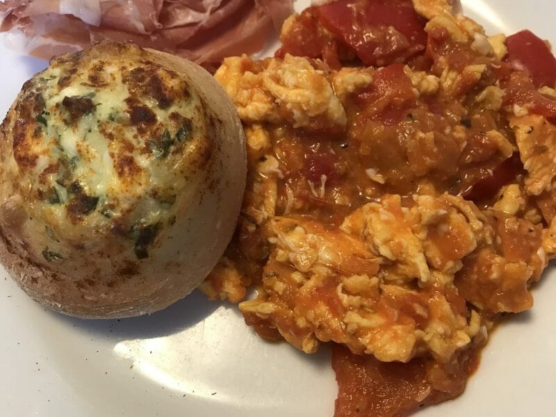 Cliquez pour zoomer ! Poğaça – Petits pains Turcs à la Feta Thermomix par Coconini