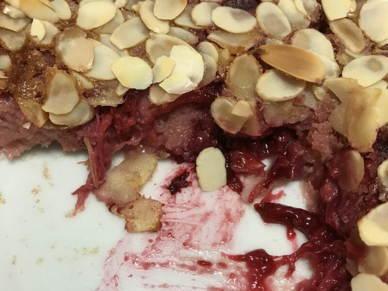 Cliquez pour zoomer ! Moelleux aux prunes Thermomix par Coconini