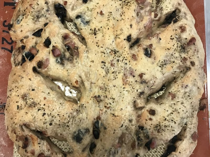 Cliquez pour zoomer ! Fougasse olives et lardons Thermomix par Coconini
