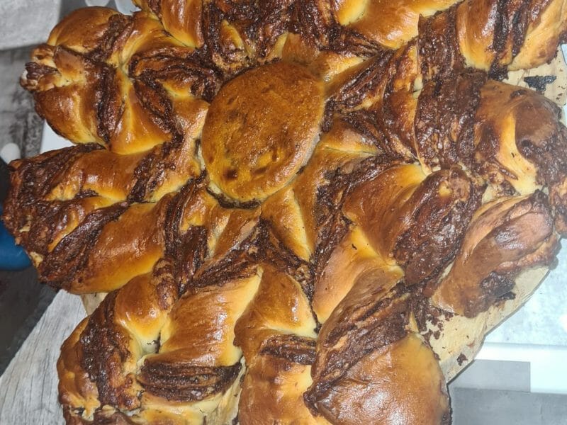 Cliquez pour zoomer ! Brioche étoilée au Nutella Thermomix par manon_608