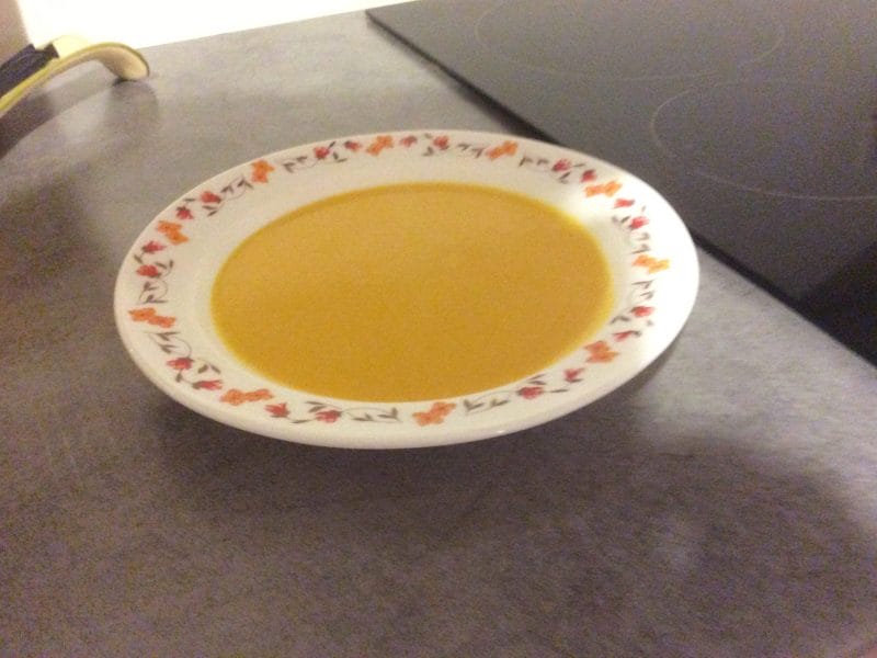 Cliquez pour zoomer ! Crème de potiron et carottes au lait de coco Thermomix par boissieu