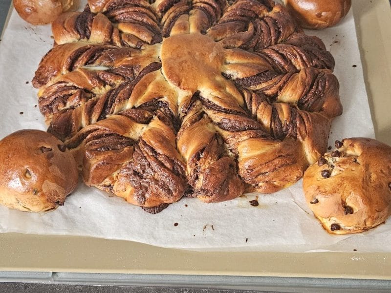 Cliquez pour zoomer ! Brioche étoilée au Nutella Thermomix par geisha