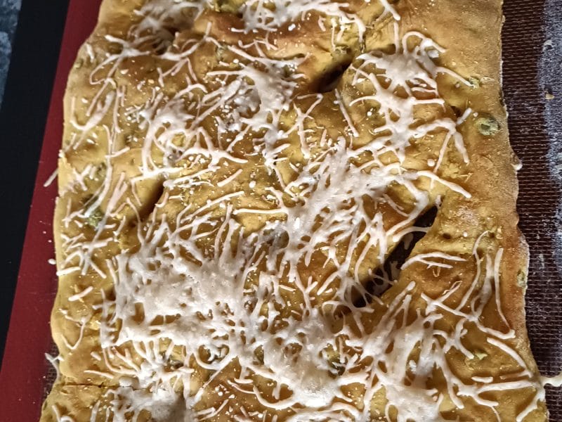 Cliquez pour zoomer ! Fougasse au chorizo et tomates séchées Thermomix par ams54